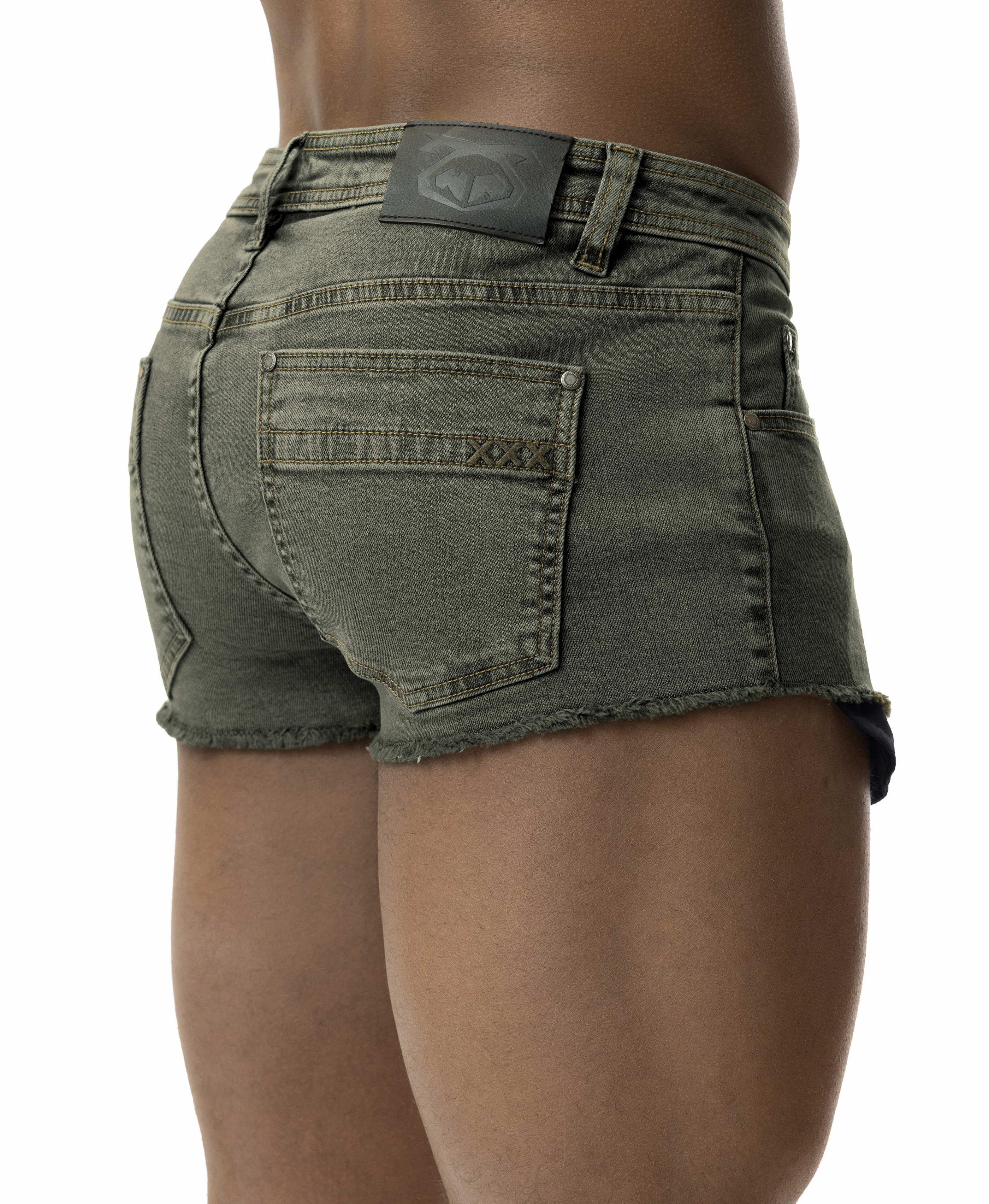 XXX Duke Short - Image 11